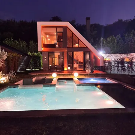 Villa Real *
