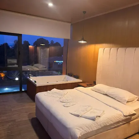 Real Villa *